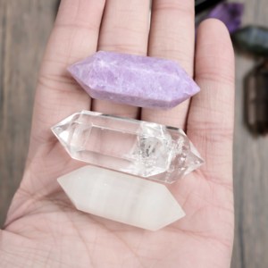 Venta al por mayor de torres de cristal natural, mezcla de piedras, cristales de doble punta, obeliscos, cuarzo, gemas sueltas para manualidades y decoración del hogar - Product Image 5