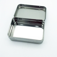 Boîte à préservatifs rectangulaire portable en métal avec des matériaux recyclés