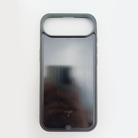 Coque de téléphone en PC pour la série iPhone 17, avec bords arrondis et différentes découpes pour les caméras, en plastique
