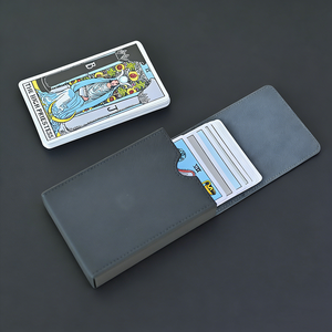 Boîte de rangement magnétique personnalisée en cuir de taille standard pour cartes Yugioh, Tarot et jeux de cartes à collectionner - Product Image 2