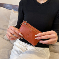 Dompet Wanita Elegan Kapasitas Besar Desain Baru Dompet Kulit Panjang dengan Fitur Portabel