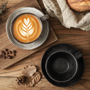 Ensemble tasse et soucoupe à café en céramique rétro, design <span class=keywords><strong>vintage</strong></span>, apparence esthétique, utilisation au <span class=keywords><strong>micro</strong></span>-ondes - Product Image 2