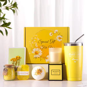 Vente en gros de produits de marque privée, faible MOQ, ensembles de bain et de douche <span class=keywords><strong>Spa</strong></span> <span class=keywords><strong>Luxetique</strong></span> comprenant des bombes de bain moussantes, des bougies parfumées, etc. - Product Image 3