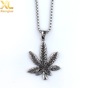 Men's Stainless Steel Maple Leaf Pendant <b>Necklace</b> Retro Geometric Plant - Product Image 1