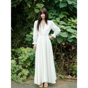 Vestido Largo Casual Blanco Sólido con Escote en V Profundo y Manga Larga, Estilo A-Line, que Estiliza la Cintura, para Registro de Novia - Product Image 1