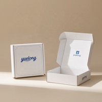 Petites boîtes d'emballage en carton ondulé recyclable noir pour l'envoi de chaussures et de vêtements, avec impression personnalisée