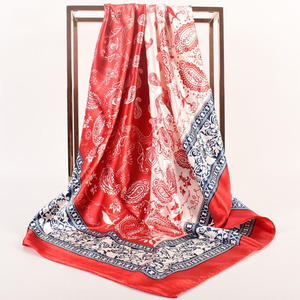Doppio lato stampato Paisley raso Hijab Logo personalizzato <span class=keywords><strong>bandane</strong></span> di seta 35x35 pollici elegante foulard in poliestere da <span class=keywords><strong>donna</strong></span> - Product Image 6