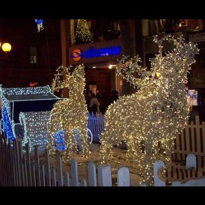 Buitenverlichting <span class=keywords><strong>LED</strong></span> Kerstman rendier slee met <span class=keywords><strong>LED</strong></span>-verlichting vliegende rendieren verlichting 3D Kerstlicht displays - Product Image 2