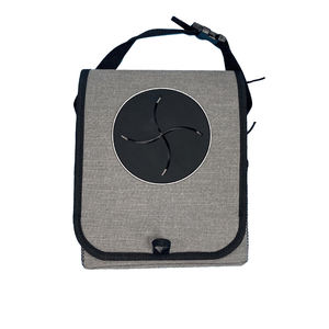 Bote de basura plegable impermeable para coche, con tapa y bolsillos de almacenamiento, novedad de <span class=keywords><strong>Amazon</strong></span> - Product Image 3