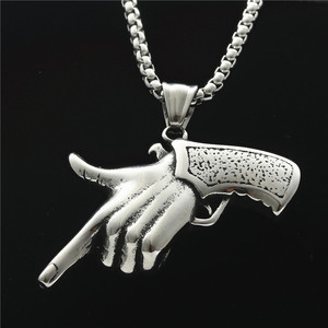 Colgante de acero inoxidable con forma de mano yunnique para hombre, collar de estilo retro punk, cadena de 3,0x60 cm incluida - Product Image 1
