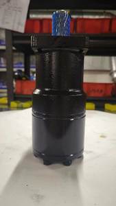 Venta superior Motor orbital hidráulico serie 101 101-1039-009 101-2435-009 - Product Image 3