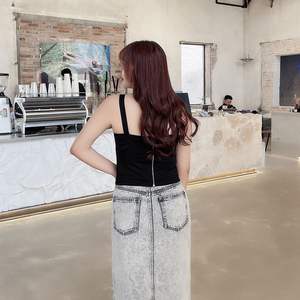 N8027 Camisole Femme Grande Taille Noir Blanc Polyester Fermeture Éclair Croisée Devant et Dos Haut de Base à Superposer - Product Image 1