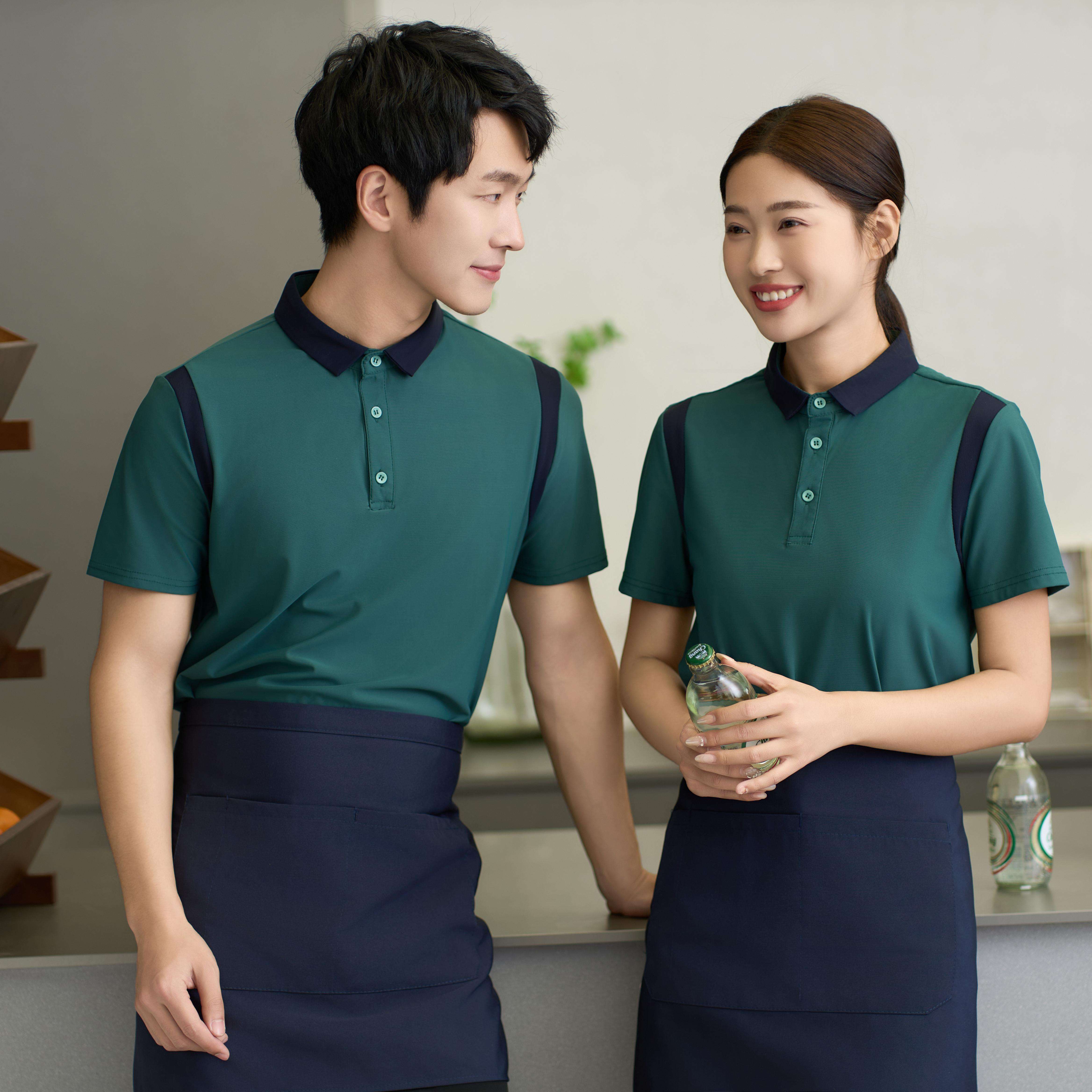 สีเขียว