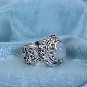 MEJOR VENDIDO Anillo de piedra lunar natural vintage Chapado en plata Filigrana Anillo de piedra lunar natural único Joyería de piedra lunar - Product Image 5