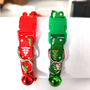 ปลอกคอสัตว์เลี้ยงคริสต์มาส สีแดง สีเขียว ลายซานตาคลอส ปรับได้พร้อมกระดิ่งสำหรับสุนัขแมว - Product Image 2