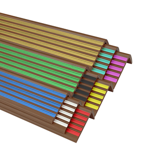 Peldaños de escalera de piso de goma y PVC antideslizantes en forma de L <span class=keywords><strong>Protector</strong></span> de borde y escalón de vinilo antideslizante para escaleras - Product Image 1