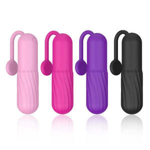 Vibrateur clitoridien à stimulation chaude, portable, rechargeable par USB, 10 fréquences, étanche IPX7, en latex - Product Image 1