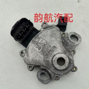 Interruptor de marchas Hyundai 42700-2D000 para vehículos de servicio medio y pesado, pieza de repuesto - Product Image 3