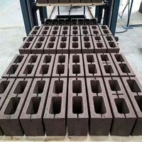 Machine automatique de fabrication de blocs de pavés QT4-15 avec moteur PLC, ligne de production de briques creuses en béton avec alimentateur, mélangeur et empileur
