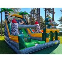 Parcours d'obstacles gonflable personnalisé sur le thème des dinosaures avec toboggan pour la location