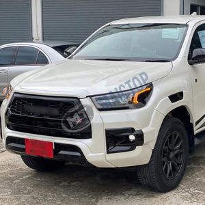 Accessoires de voiture Maictop Abs Facelift <span class=keywords><strong>Gr</strong></span> <span class=keywords><strong>Sport</strong></span> Pare-chocs Phares Feux arrière Kits de carrosserie pour <span class=keywords><strong>Hilux</strong></span> Revo Rocco Upgrade 2022 - Product Image 5