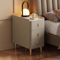 Table de chevet intelligente moderne en bois massif avec chargement USB sans fil, rangement à trois tiroirs et haut-parleur intelligent pour chambre à coucher et mobilier de maison