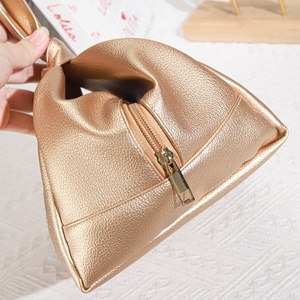 Promotion Pu Leather Shopping Handle <b>Bag</b> With Zipper Custom Logo Printed <b>Makeup</b> Cosmetic Handle Waterproof Leather <b>Bag</b> - Product Image 3