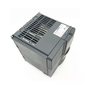 ไมโครมาสเตอร์ 440 ฟิลเตอร์สามเฟส 380-480 โวลต์ +10/-10% 47-63 เฮิรตซ์ แรงบิดคงที่ 5.5 กิโลวัตต์ 6SE6440-2UD25-5CA1 - Product Image 1