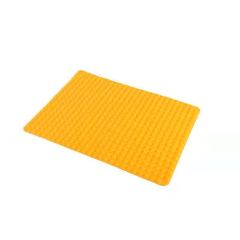 สีเหลือง