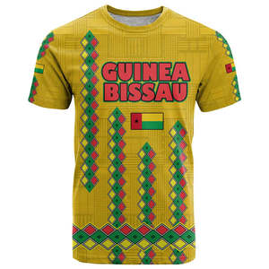 T-shirt Uomo Personalizzata 2026 Hot Sale Guinea-Bissau con Design Geometrico Tribale Giallo e Giornata dell'Indipendenza - Product Image 1