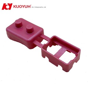 Interruptor de Circuito Automotriz a Prueba de Agua de la Serie AR de KUOYUH, Venta al por Mayor del Fabricante, con Funda Aislante - Product Image 4