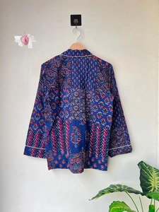 Conjunto de Pijama Estampado Vintage Único y Elegante de la India, Ropa de Dormir Unisex, 100% Algodón, Suave y Cómodo, Hecho a Mano - Product Image 5