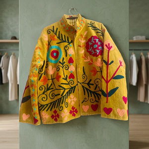 Veste réversible en velours brodé Suzani Meadow Bloom, écologique, faite à la main pour femmes, manteaux d'automne et d'hiver, doublure en lin, satin - Product Image 3