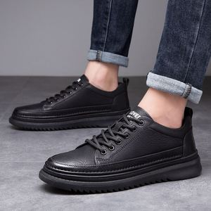 Nuevos Zapatos de Moda para Hombre, Zapatos Casuales de Suela Suave, Zapatos Casuales de Cuero de Caña Baja para Hombre - Product Image 1