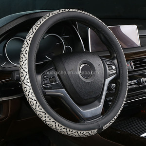 Vente d'Usine Tersline Housse de Volant en PU Rose Fille à 3 Branches avec Strass, Diamants en Cristal Scintillants, Respirante et Antidérapante pour <span class=keywords><strong>Auto</strong></span> - Product Image 1