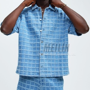 Ensemble de jeans pour hommes personnalisé par le fabricant, deux pièces, vêtements décontractés tendance, chemises en jean à manches courtes et shorts en denim pour hommes - Product Image 3