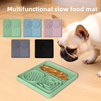 Tapis de léchage interactif en silicone pour chien, distributeur de nourriture à alimentation lente, avec ventouses puissantes, jouet d'enrichissement pour animaux de compagnie, personnalisable OEM, vente en gros