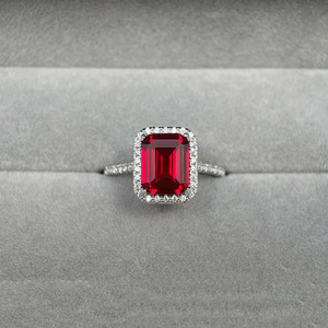 Bague pour femme SPJ Luxury Designer Fine Jewelry S925 en argent sterling micro-pavé entièrement sertie de diamants, saphir bleu royal et zirconias. - Product Image 5