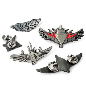 Nhà Máy Chất Lượng Cao Tùy Chỉnh 3D Logo Kẽm Hợp Kim Kim Loại <span class=keywords><strong>Pin</strong></span> Huy Hiệu Tùy Chỉnh Thiên Thần Cánh Quà Tặng Ve Áo <span class=keywords><strong>Pin</strong></span> - Product Image 1