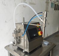Machine semi-automatique de haute précision pour le remplissage de sachets de 200 ml (shampooing, eau pure, liquides, pâtes, crèmes épaisses, boissons, huiles, miel) avec contrôle PLC