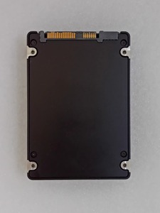 HORNG SHING Disque SSD utilisé MZILT3T8HALS-00007 PM1643 SAS 3.84T SATA 6Gbps SSD - Product Image 3