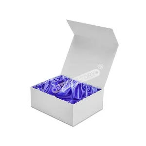 Logo personalizzato confezione regalo magnetica nera di lusso confezione pieghevole scatola di cartone con raso per estensioni di prodotti per capelli intrecciati parrucca