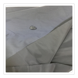 Lote de Tela Tafetán 290T 300T WR Completamente Mate, Impermeable, Tipo Mantequilla NS Cire (PIMO) HD NS para Abrigos y Chaquetas - Product Image 2