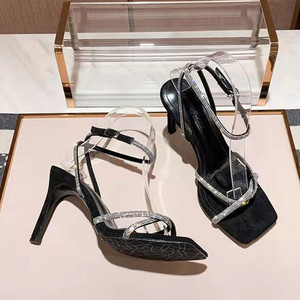 Sandales à talons hauts pour femmes, tendance, argentées, ornées de strass - Product Image 6