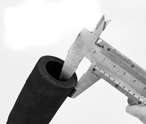 خرطوم مياه ساخنة وبخار مرن عالي الضغط من المطاط EPDM المجدول بدرجة صناعية، مقاس 1 بوصة و3/4 بوصة و4 بوصات، بطول 20 متر قابل للتخصيص - Product Image 6