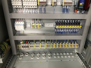 7.5KW VFD + PLC + HMI phân phối điện thiết bị tự động áp suất không đổi Hệ thống điều khiển cho máy bơm nước - Product Image 4