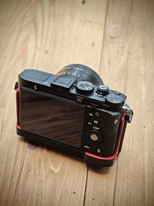 กล้องพกพา Sony Cyber-shot DSC-RX1R กล้องดิจิตอลฟูลเฟรมขนาดกะทัดรัด 24.3MP - Product Image 2