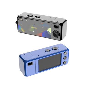 Mini Telecamera Portatile YMX a Forma di Portachiavi per Giovani <span class=keywords><strong>Adulti</strong></span> con Angolo di Visione di 180° °   Obiettivo Girevole per Selfie e Video HD per Avventure all'Aperto - Product Image 1