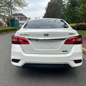 Voiture d'occasion Nissan Sylphy berline, conduite à gauche, essence, modèle 2019, faible kilométrage, sièges en cuir, pour la Sierra Leone - Product Image 1