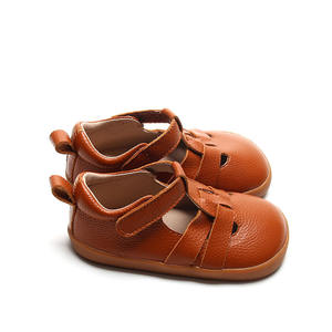 Sandales d'été unisexes légères et respirantes en Pu Arch Support Ankle Strap Sandales avec design plat antidérapant et fermeture à boucle - Product Image 4